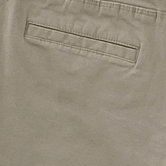 Charter Club Khaki Beige Flat Front Mid-Rise Casual Stretch Chino Shorts Size 10 - Picture 6 of 9